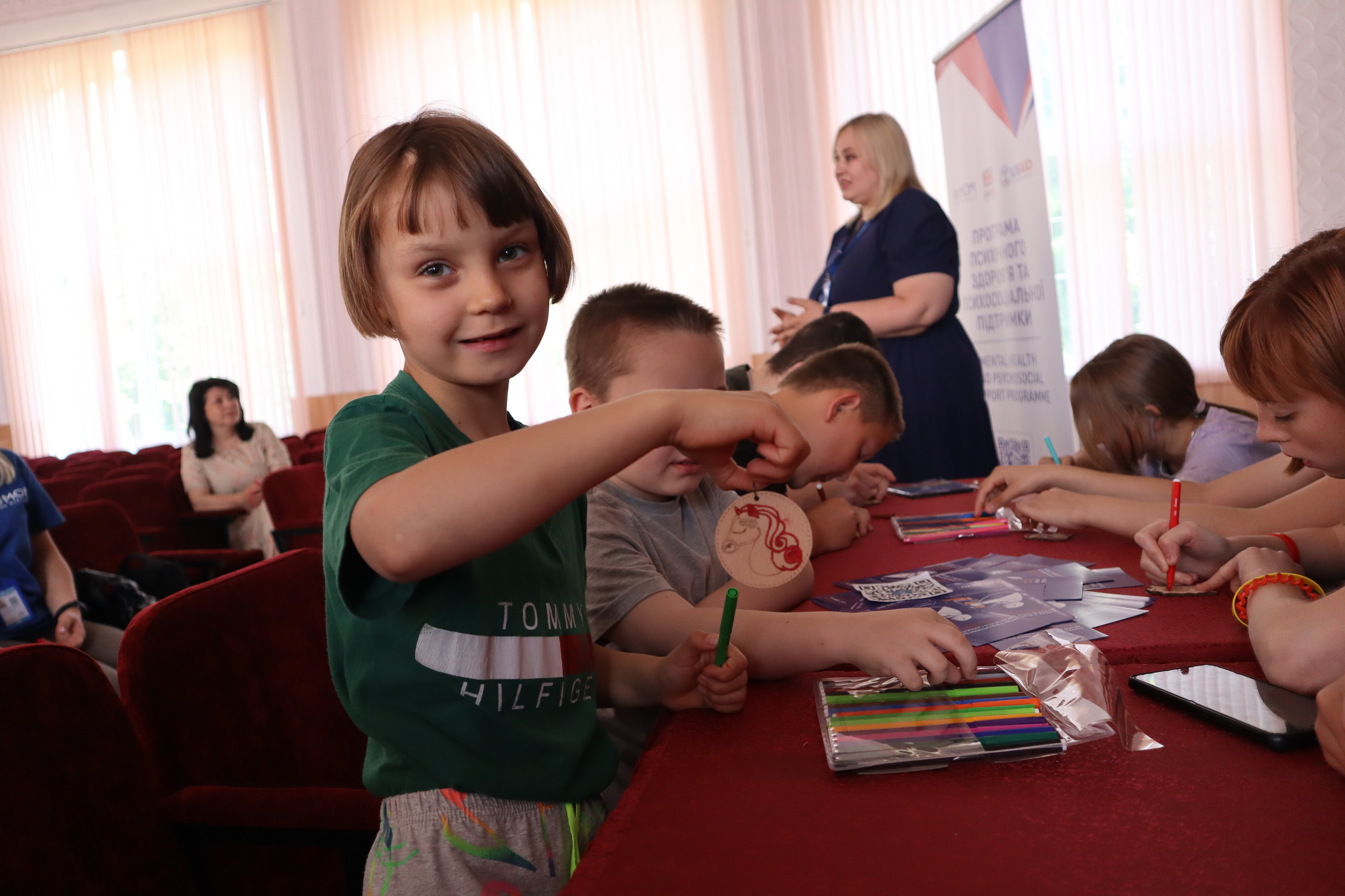 IOM distributed tablets among displaced children in Vinnytsia region